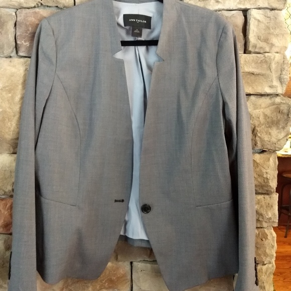 Ann Taylor Jackets & Blazers - Ann Taylor gray suit jacket